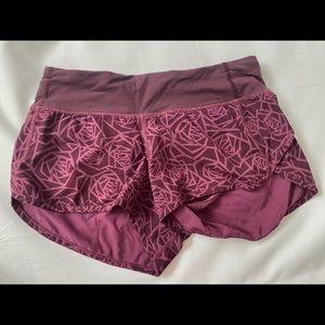 Lululemon Speed Short (4 way stretch)